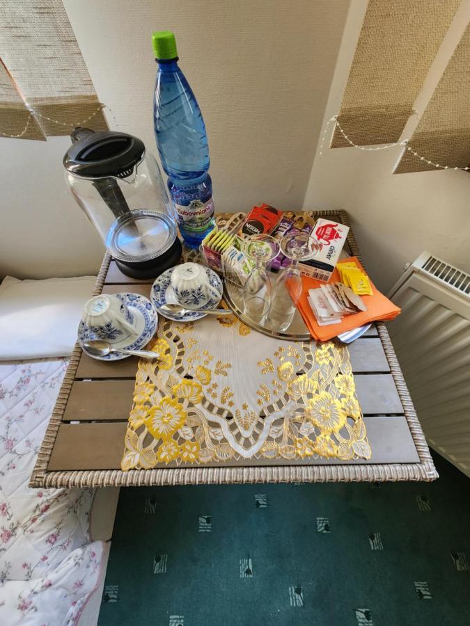 Kristoff Plaza Trencianske Teplice Apartment เตร็นชีน ภายนอก รูปภาพ